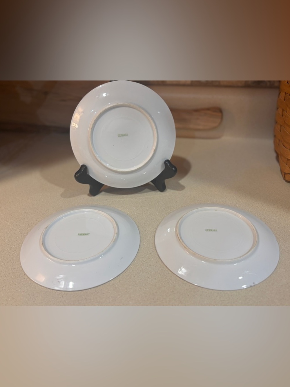 Set of 3 - antique or vintage RS
Germany porcelain plates - Picture 3 of 4